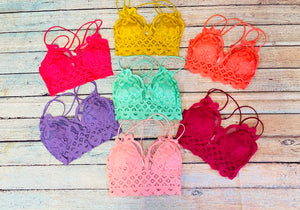 CROCHET LACE BRALETTE WITH BRA PADS